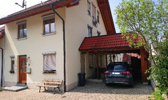 Foto Doppelhaushälfte